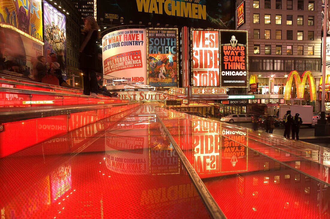 BROADWAY THEATER SIGNS TKTS BOOTH STEPS TIMES SQUARE MANHATTAN NEW YORK CITY USA