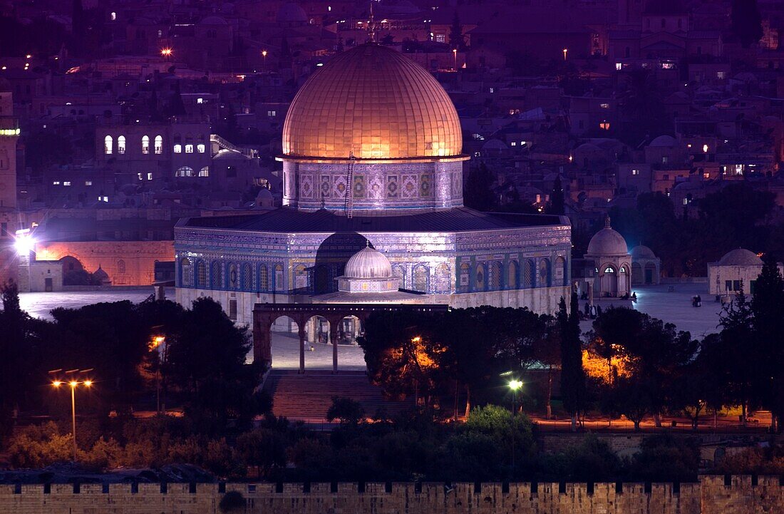 DOME OF THE ROCK TEMPLE MOUNT OLD CITY JERUSALEM ISRAEL