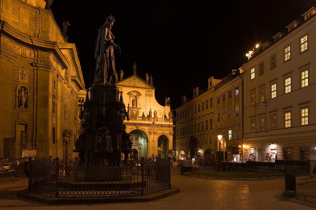 KING CHARLES IV STATUE KNIGHTS SQUARE OLD TOWN STARE MESTO PRAGUE CZECH REPUBLIC