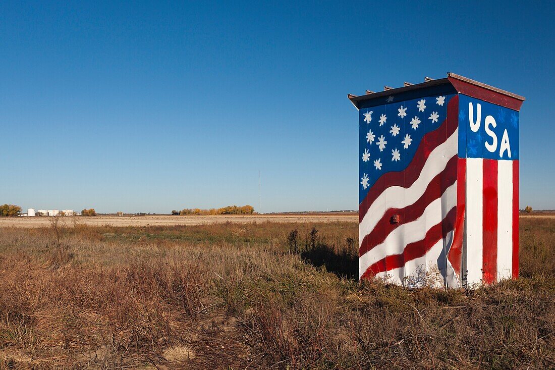 USA, Kansas, Great Bend, All-American outhouse