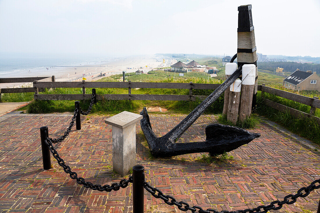 Seefahrer-Denkmal auf der Georgshöhe an der Strandpromenade, Norderney, Ostfriesische Inseln, Nationalpark Niedersächsisches Wattenmeer, Nordsee, Ostfriesland, Niedersachsen, Deutschland, Europa