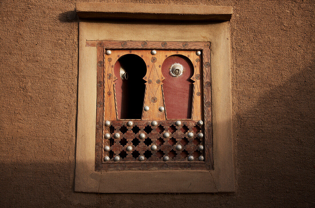 Fenster in einem Lehmhaus, Djenne, Region Mopti, Mali