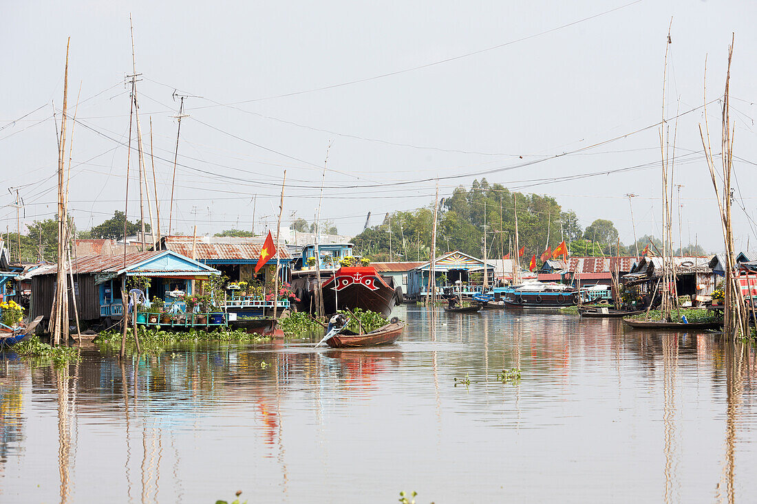 Schwimmende Häuser, Long Xuyen, An Giang Provinz, Vietnam