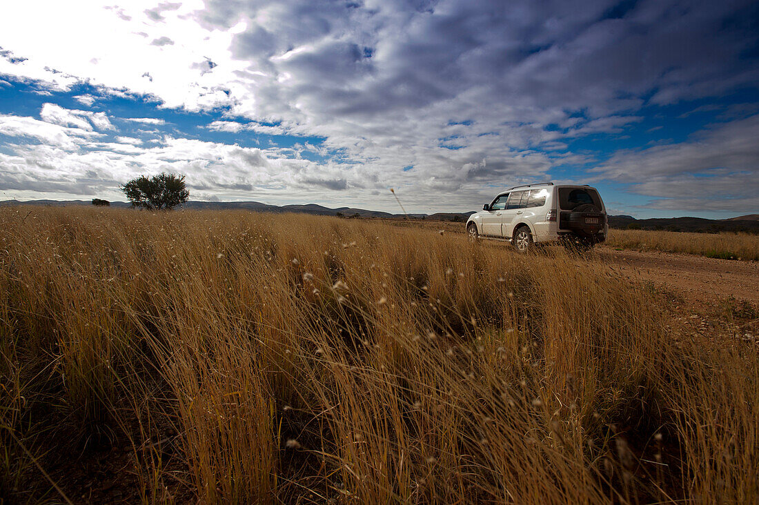 Road to Chambers Gorge, Flinders Ranges, South Australia, Australia