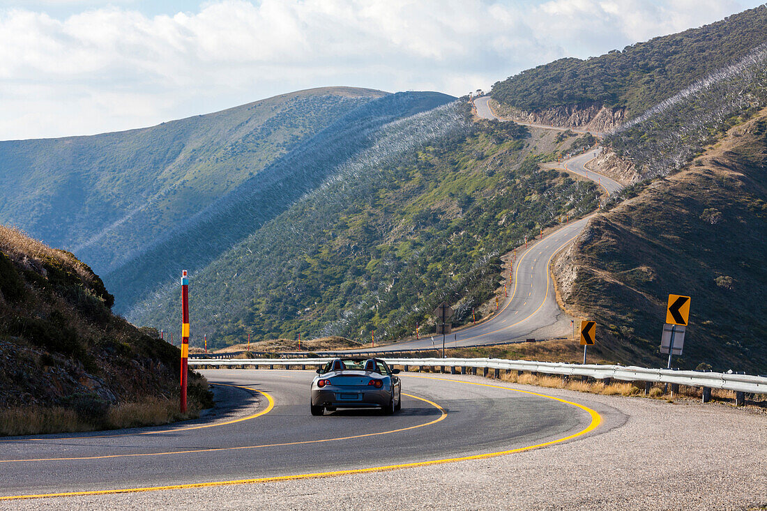 Great Alpine Road bei Mount Hotham, Australische Alpen, Victoria, Australien