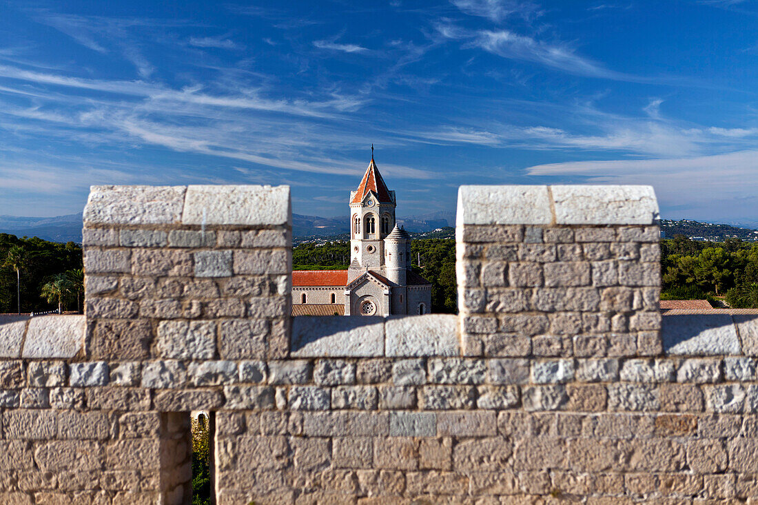 Blick auf Abbaye de Lérins, Île Saint-Honorat, Cannes, Côte d’Azur, Provence, Frankreich