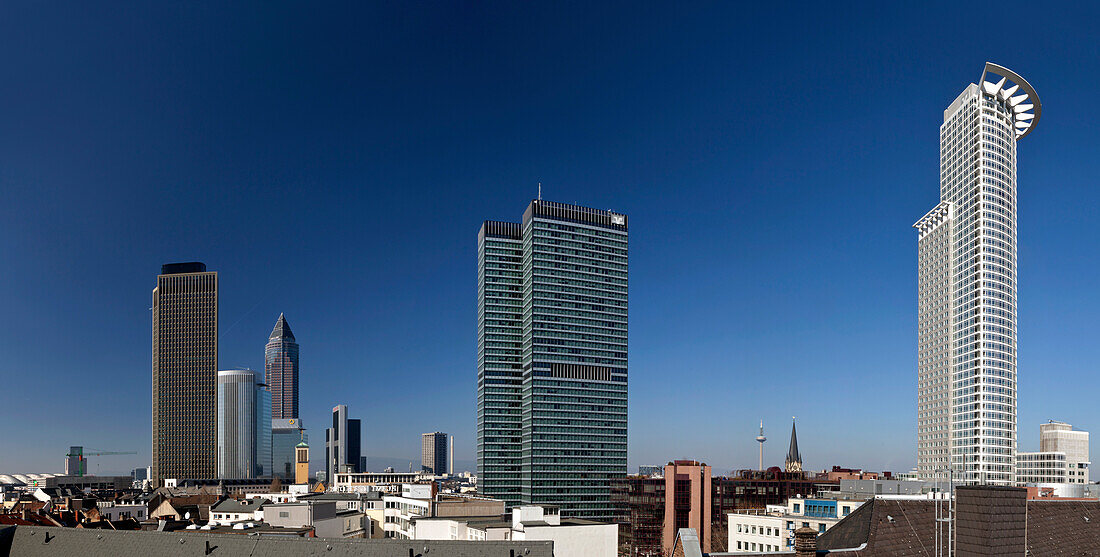 Blick auf die Skyline von Frankfurt am Main, Hessen, Deutschland