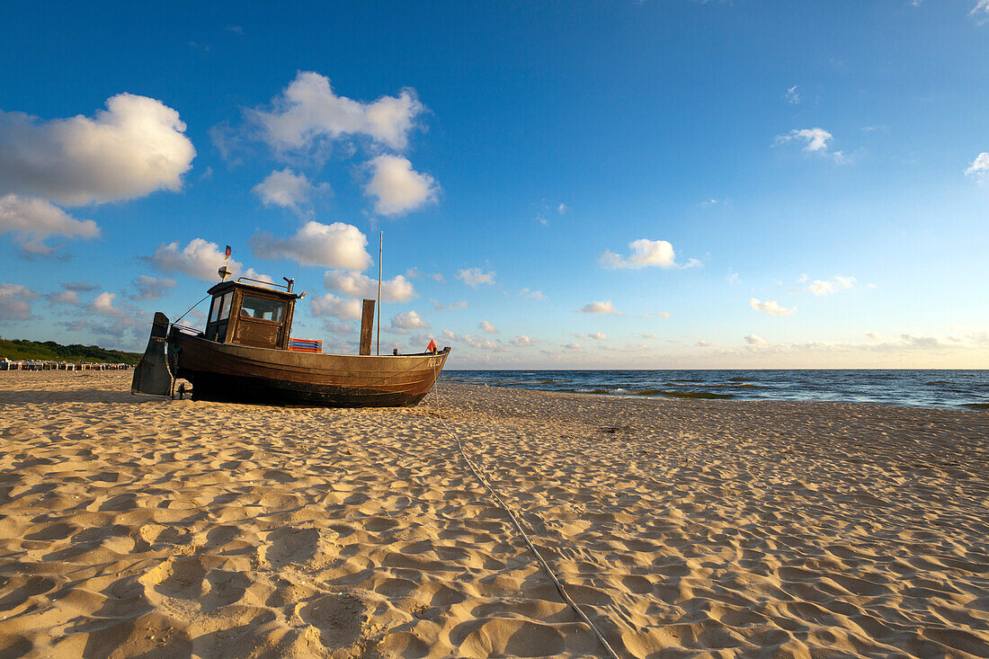 Fishing cutter on the beach at Ahlbeck, Usedom island, Baltic Sea, Mecklenburg Western-Pomerania, Germany