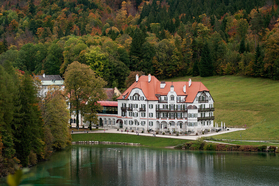 The museum of the Bavarian Kings on the shores of the lake Alpsee, Hohenschwangau, Upper Bavaria, Bavaria, Germany