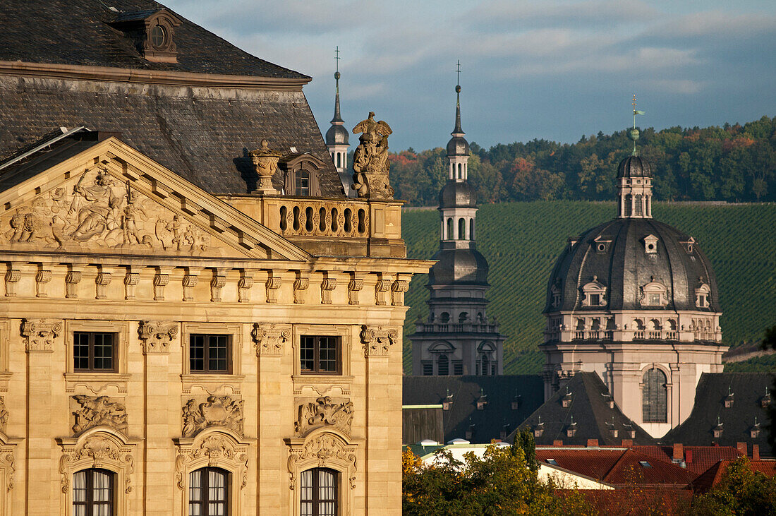 Blick zur Residenz und Stift Haug, Würzburger Residenz, Würzburg, Franken, Bayern, Deutschland