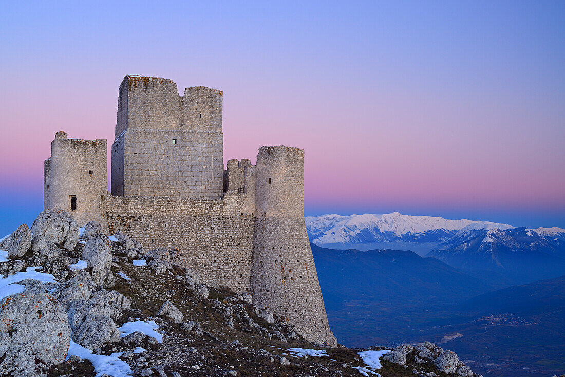 Castel Rocca Calascio with Majella in the background, Castel Rocca Calascio, Calascio, Abruzzi, Apennines, l' Aquila, Italy