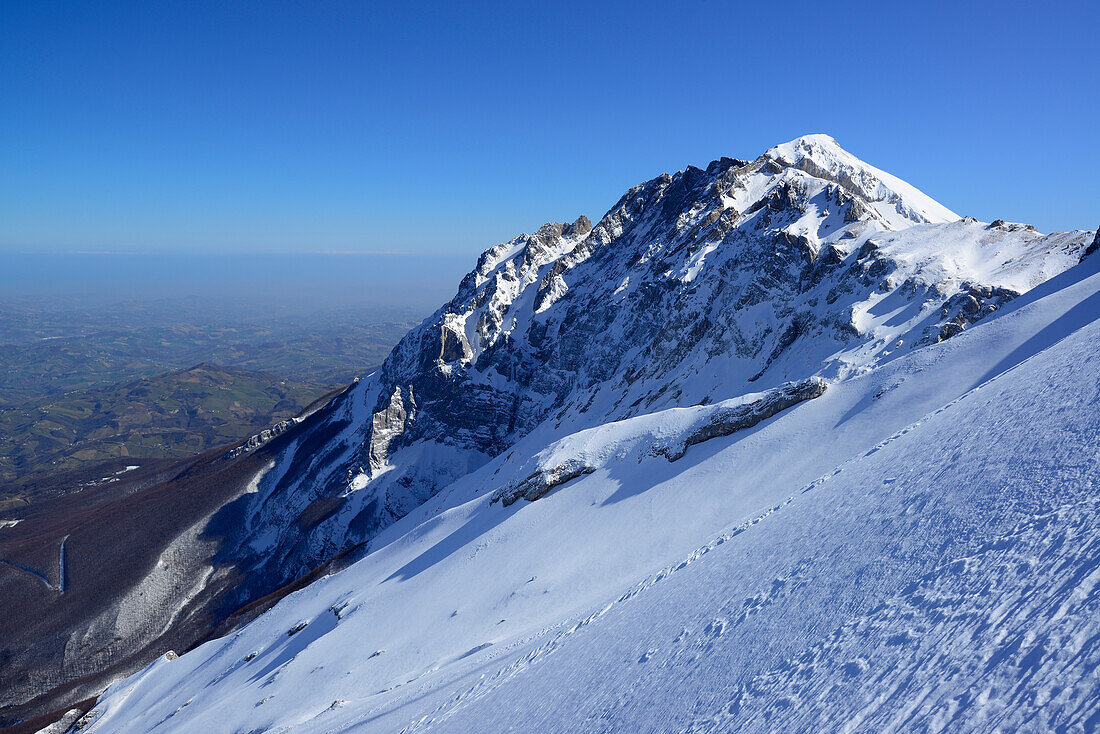 Blick auf Monte Camicia, Skitour, Monte Prena, Gran Sasso, Abruzzen, Apenninen, l 'Aquila, Italien