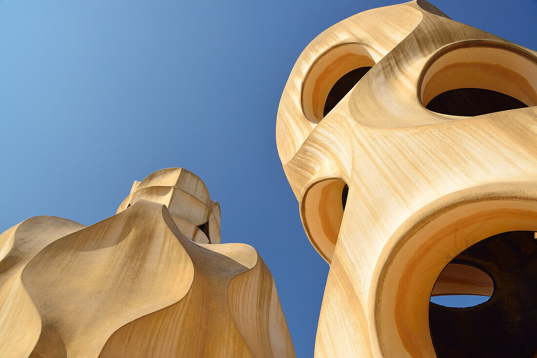 Casa Mila, Casa Milà, La Pedrera, roof terrace with ventilation towers, architect Antoni Gaudi, UNESCO World Heritage Site Casa Milà, Catalan modernista architecture, Art Nouveau, Eixample, Barcelona, Catalonia, Spain