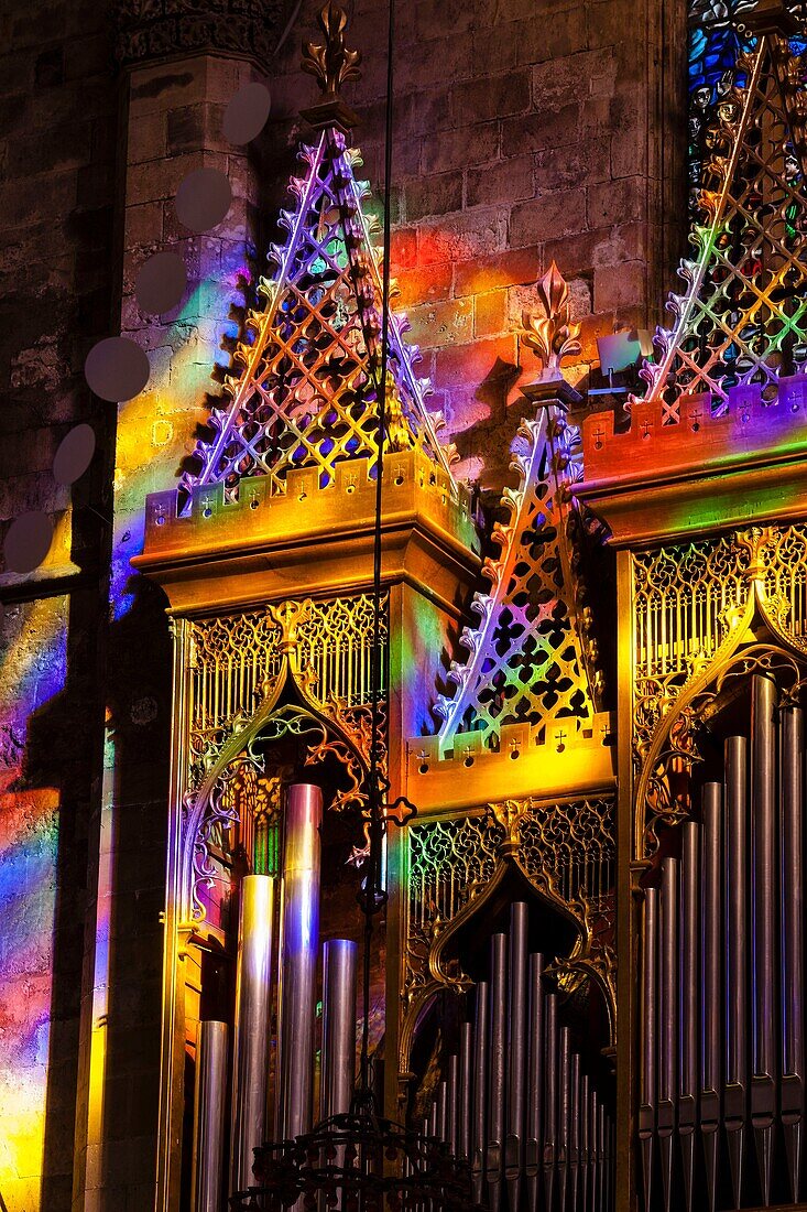 Lichtspiel, verursacht durch die größere Rosette, Kathedrale von Mallorca, XIII. Jahrhundert, Historic-Artistic, Palma, Mallorca, Balearen, Spanien, Europa