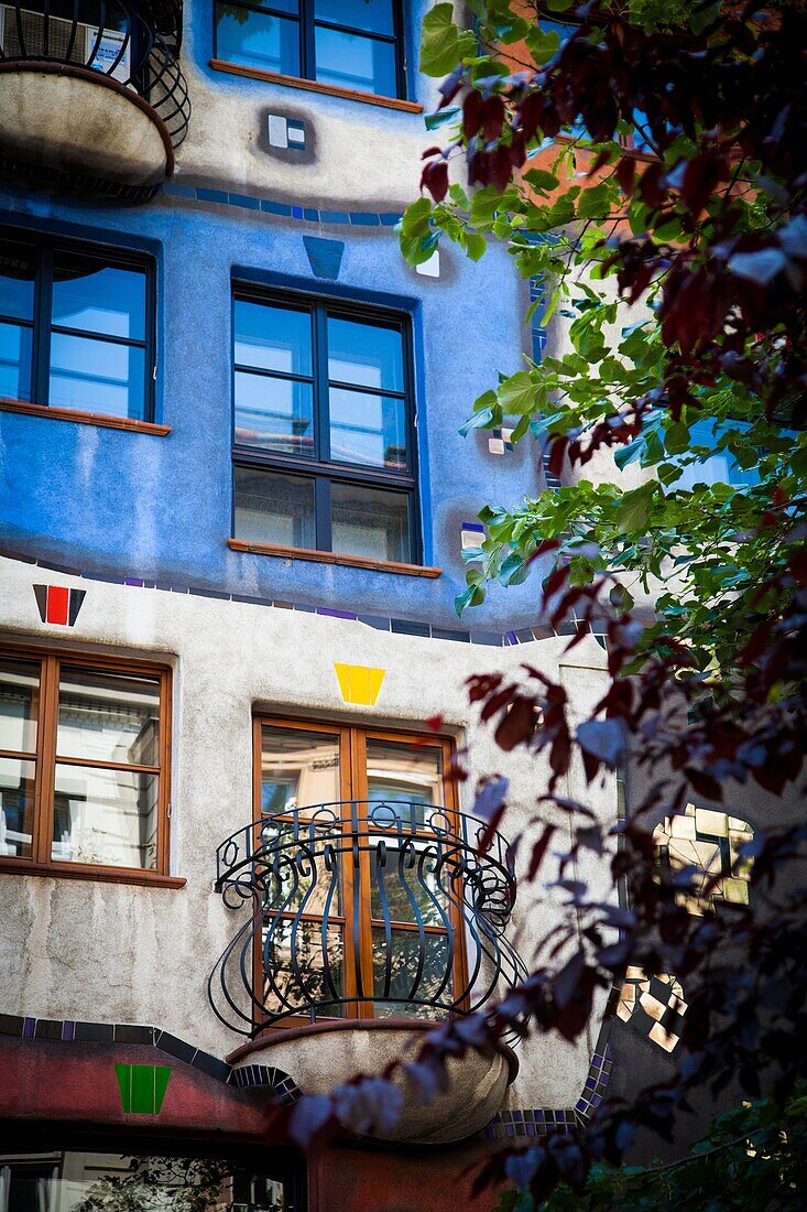 Building designed by Hundertwasser, Hundertwasserhaus, Vienna, Austria, Europe