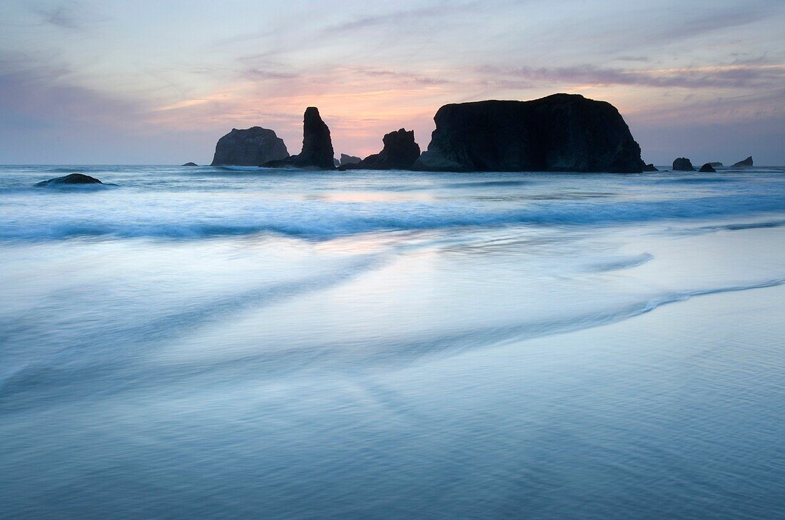 Sunset on Bandon Beach and Bandon Pinnacles, Bandon Oregon