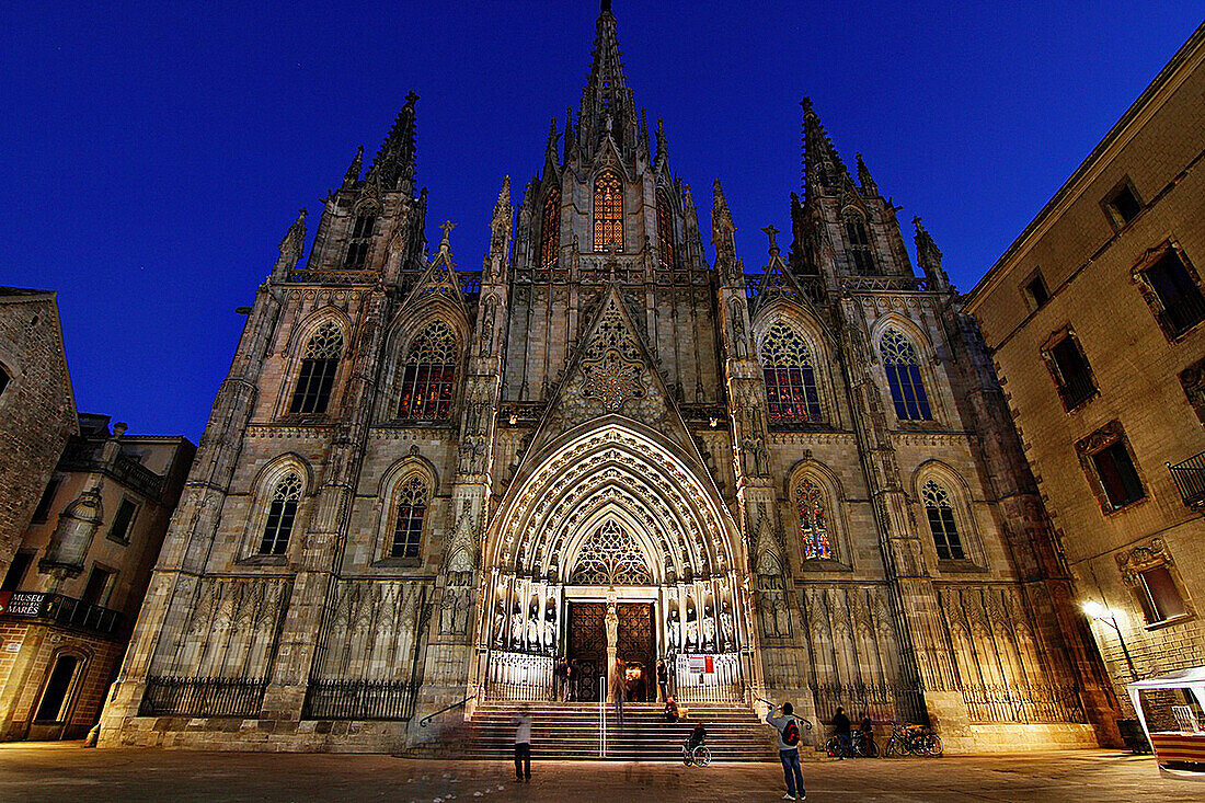 Barcelona Cathedral  XIIIth to XVth centuries