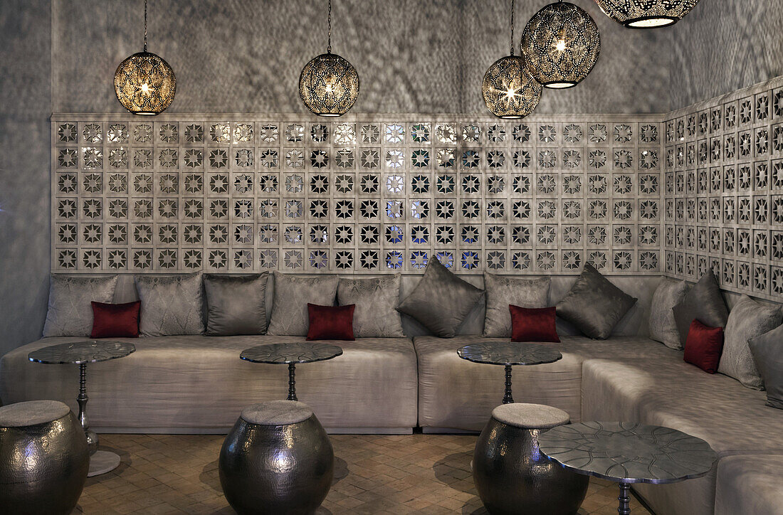 Lounge mit Sofa, Riad Nashira, Marrakesch, Marokko