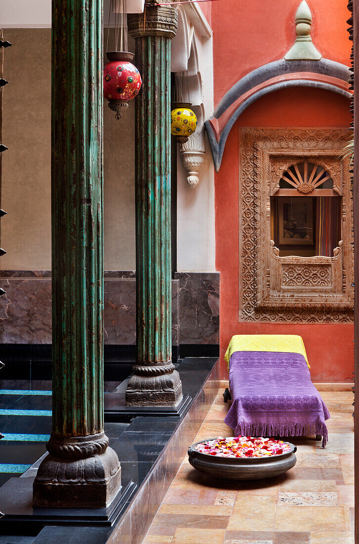 Outdoor pool with lounger, Riad Enija, Marrakech, Morocco