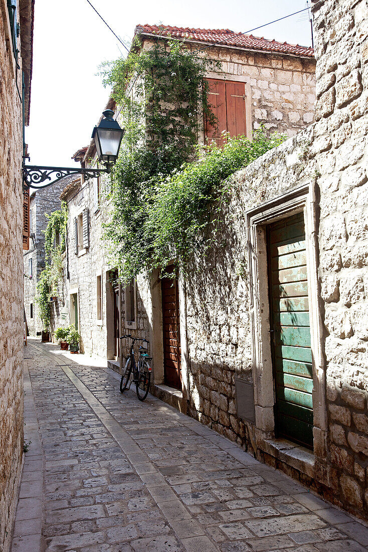 Small alley in the seaport, Hvar, Dalmatia, Croatia