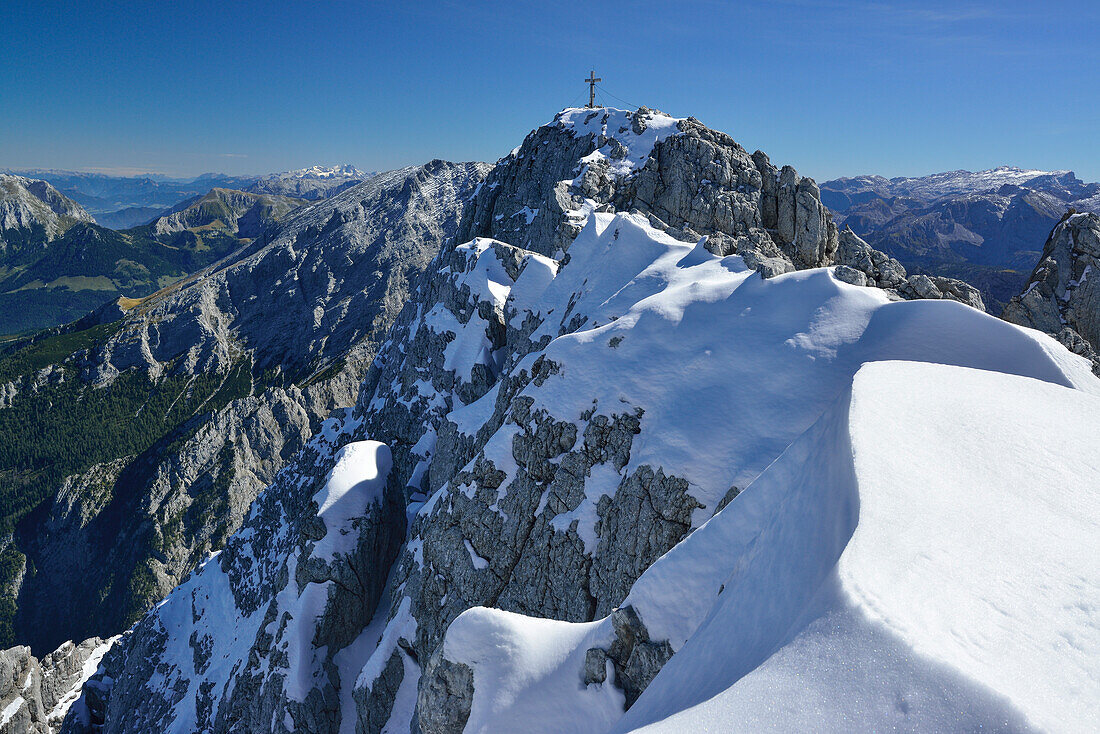 Blick auf Gipfel des Hochkalter, Nationalpark Berchtesgaden, Berchtesgadener Alpen, Oberbayern, Bayern, Deutschland