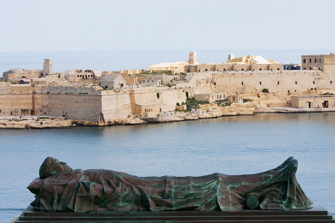 War Siege Memorial, Valletta, Malta