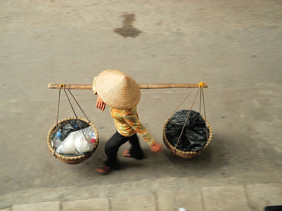 street vendor, Hanoi, Vietnam