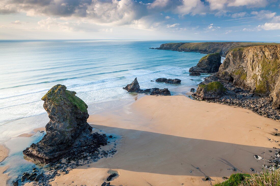 A view towards Bedruthan Steps in north Cornish coast between Padstow and Newquay, Cornwall, England, United Kingdom, Europe