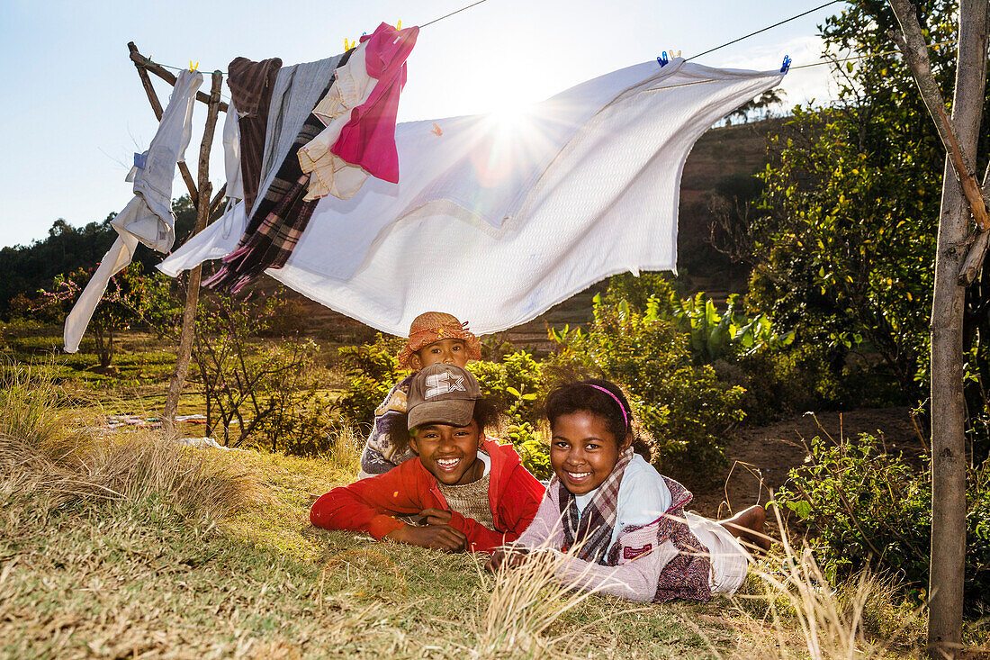 Kinder südlich von Antananarivo, Stamm der Merina, Hochland, Madagaskar, Afrika