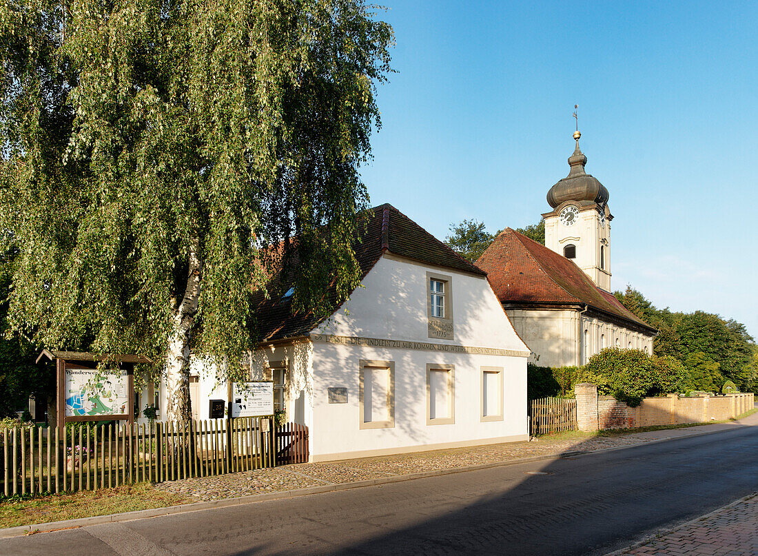 Schulmuseum und Kirche in Reckahn, Kloster Zinna, Brandenburg, Deutschland