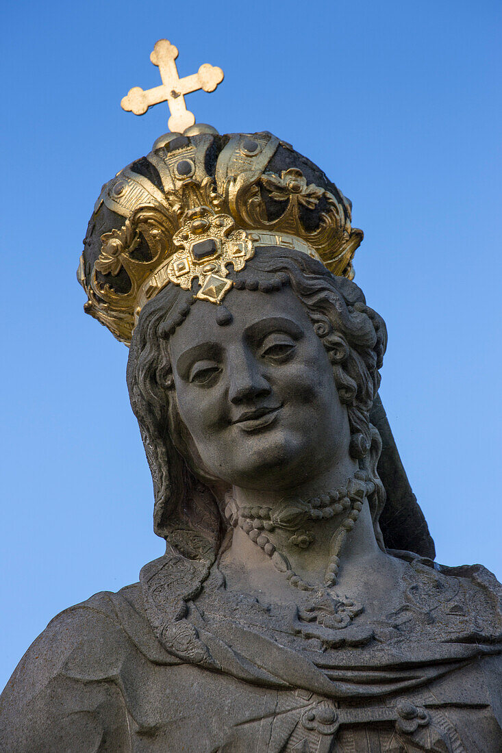 Statue auf Untere Brücke, Bamberg, Franken, Bayern, Deutschland
