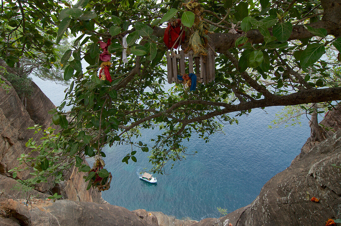 Blick vom Swami Rock, dem sogenannten Lovers Leap, Trincomalee, Ostküste, Sri Lanka