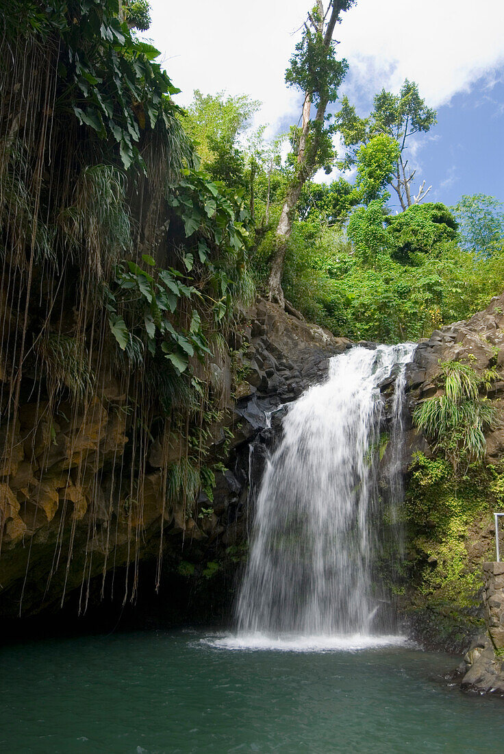 Annandale waterfall, Grenada. © Ian Cumming / Axiom