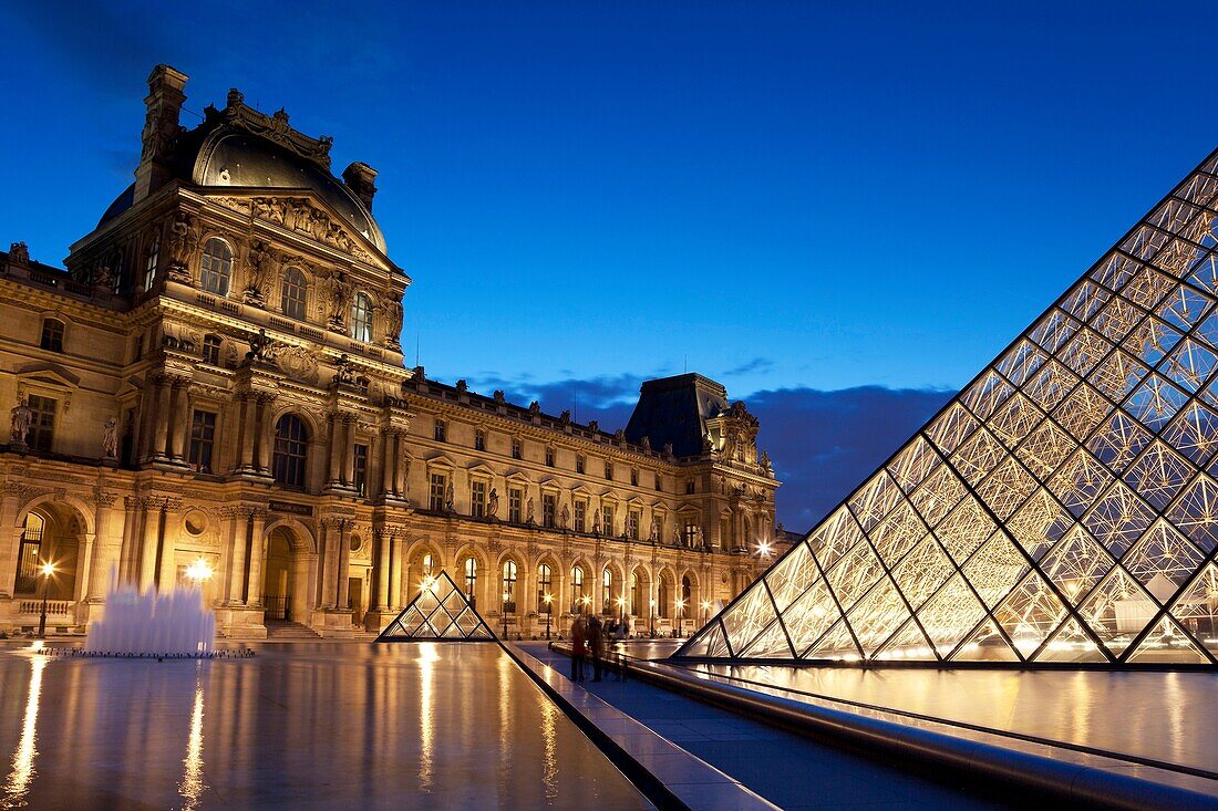 Louvre museum, Paris, Ile de France, France