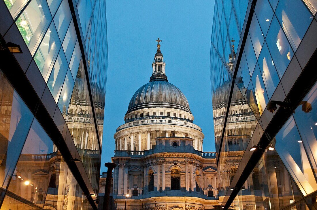 St Paul´s Cathedral with reflections in One New Change shopping centre, London, UK