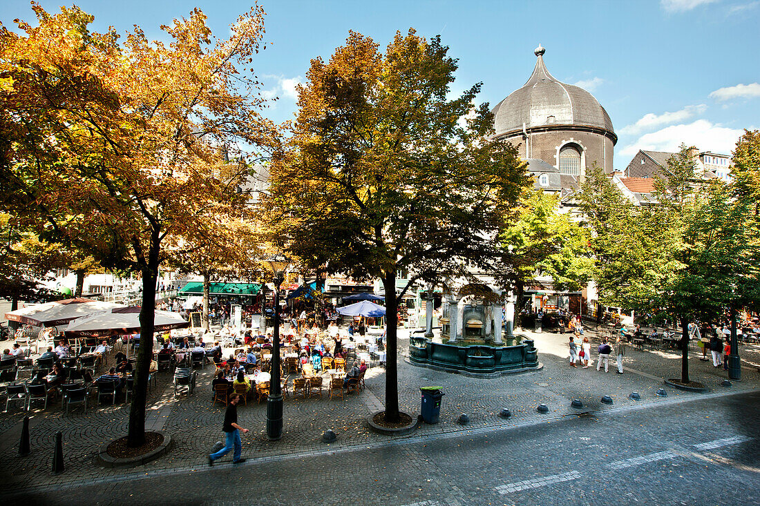 Cafes in Place du Marchee with Le Perron, Liege, Wallonia, Belgium