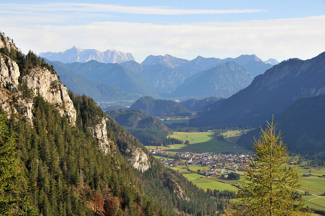 View towards the Zugspitze from Falkenstein over Pfronten, Ostallgaeu, Swabia, Bavaria, Germany