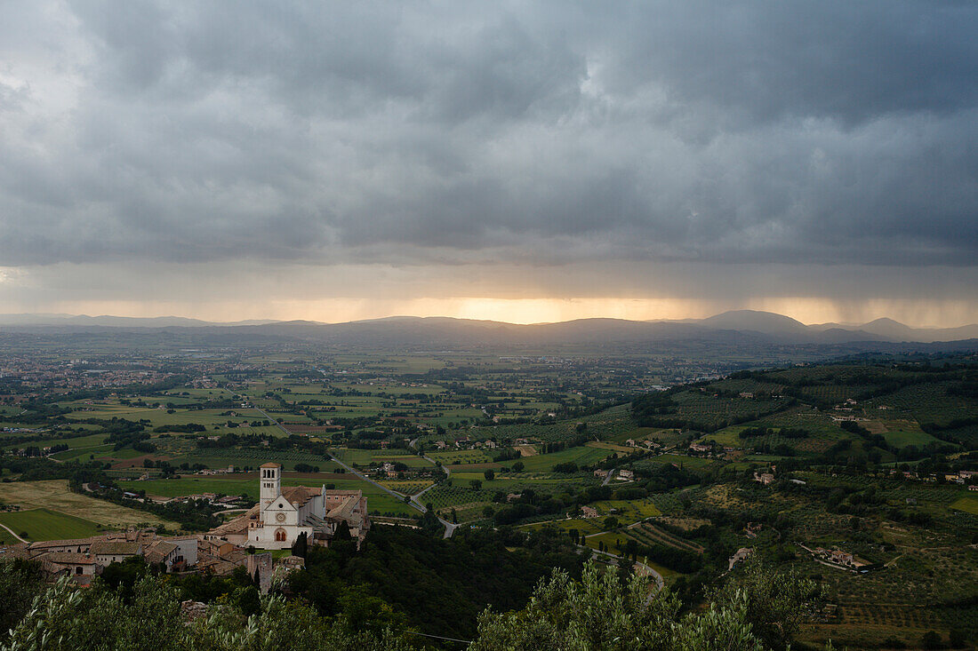 Basilika San Francesco, Assisi, UNESCO Weltkulturerbe, Franziskus von Assisi, Via Francigena di San Francesco, Franziskusweg, Assisi, Provinz Perugia, Umbrien, Italien, Europa