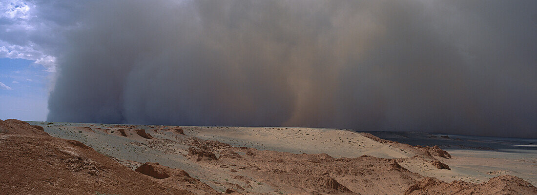 Sandstorm, Gobi Desert, Mongolia