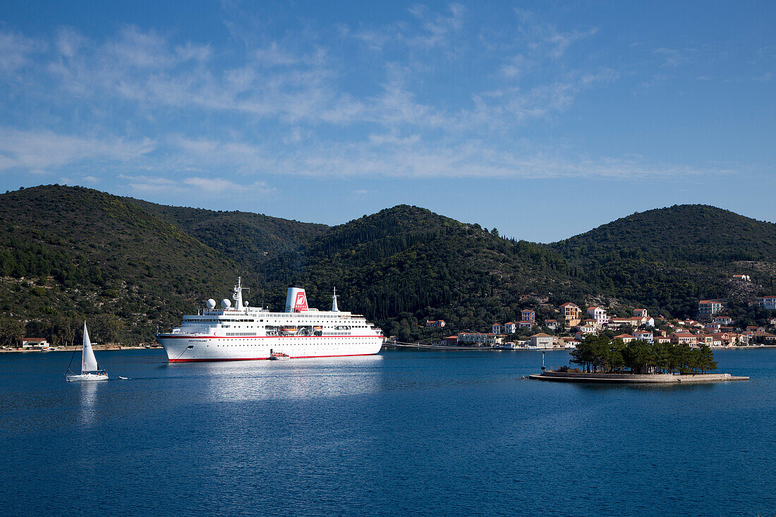 Cruise ship MS Deutschland, Reederei Peter Deilmann, at anchor in Vathi harbor, Vathi, Ithaca, Ionian Islands, Greece