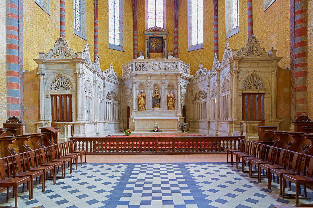 Altarraum und Chorgestühl, Ehemaliges Kloster L'Abbaye Saint-Pierre, Moissac, Dept. Tarn-et-Garonne, Region Aquitaine, Frankreich, Europa