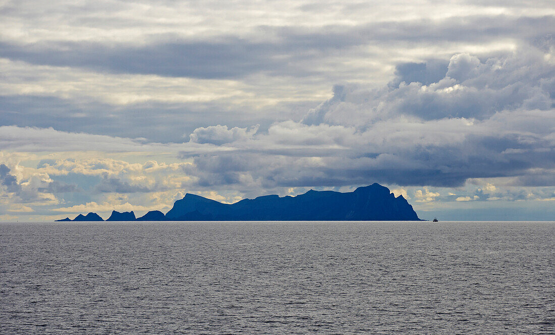 Lofoteninseln Moskenes und Vaeröy, Provinz Nordland, Nordland, Norwegen, Europa