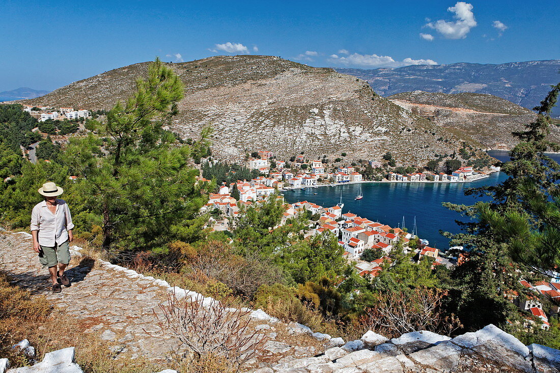 Treppenweg zur Hochebene über dem Hafenort Kastelorizo, Dodekanes, Südliche Ägäis, Griechenland