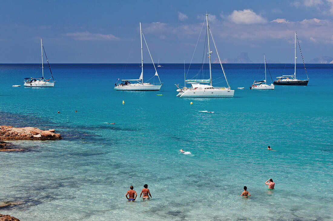 Strand in Cala Saona, Formentera, Balearen, Spanien