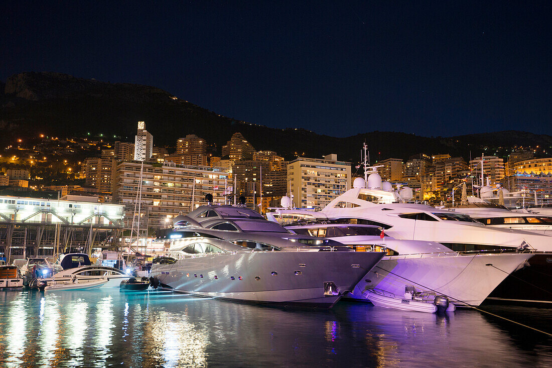 Port Hercule bei Nacht, Monaco, Monte Carlo, Côte d´Azur, Frankreich, Europa