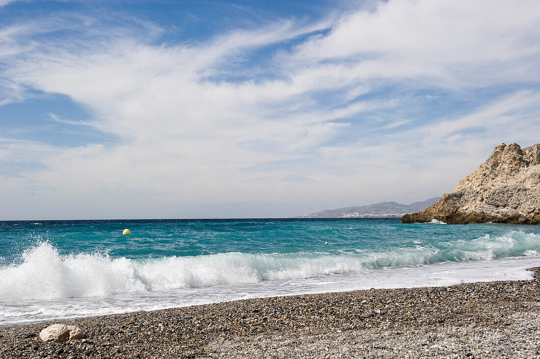 Kiesstrand, Andalusien, Spanien