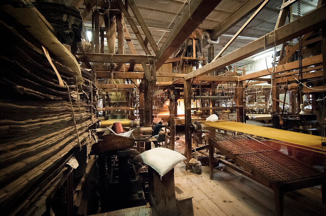 Looms, traditional brocade weaving, Venice, Veneto, Italy