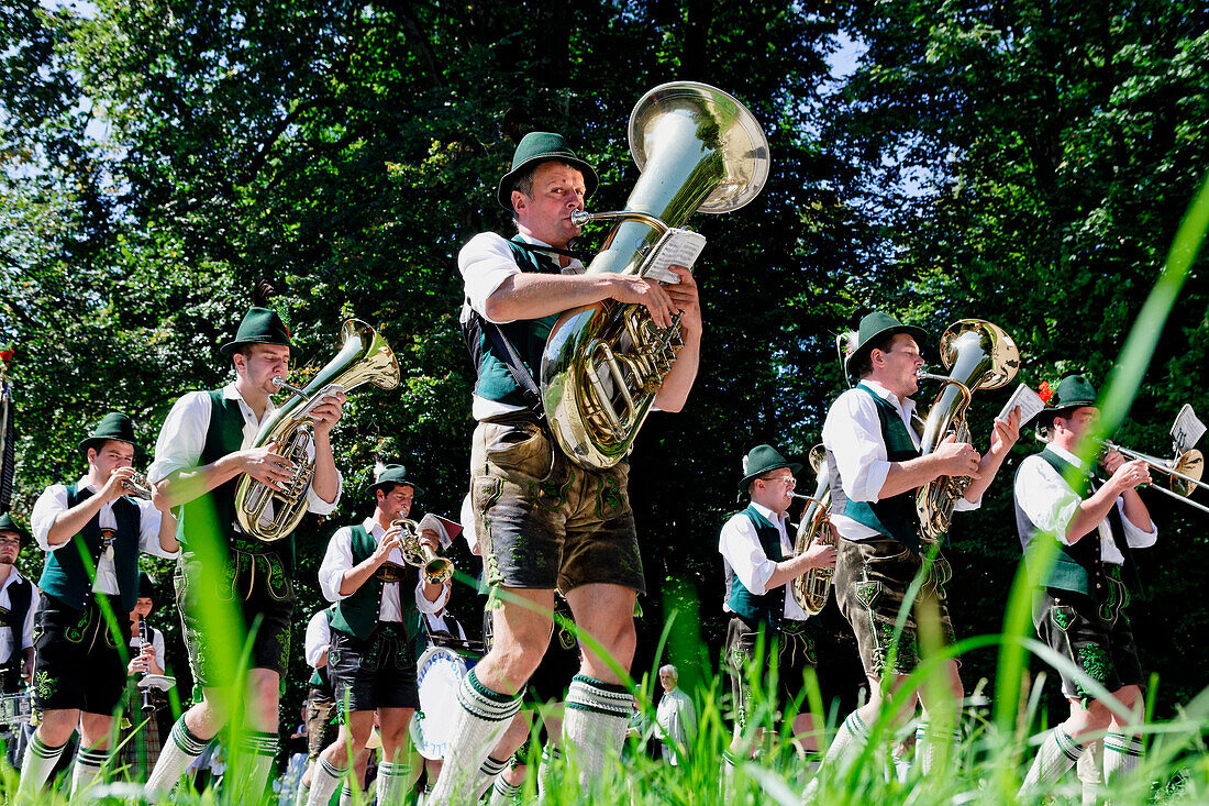 Blaskapelle, Trachtenfest, Dietramszell, Oberbayern, Bayern, Deutschland