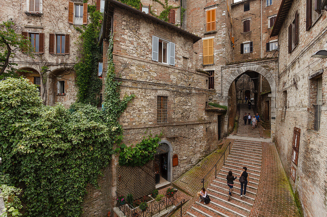 Via Appia, steps and alley in the old town, Perugia, provincial capital, Umbria, Italy, Europe