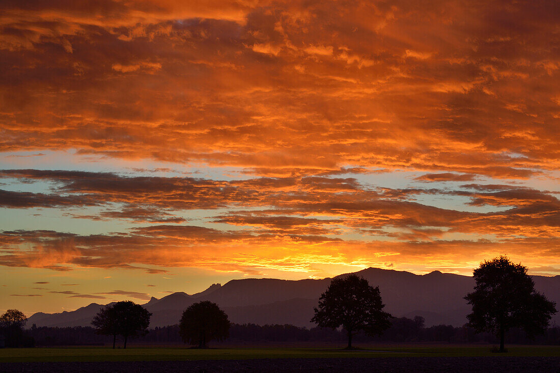 Mood of clouds above the Chiemgau range with Hochgern, Kampenwand and Hochries, Bad Feilnbach, Upper Bavaria, Bavaria, Germany